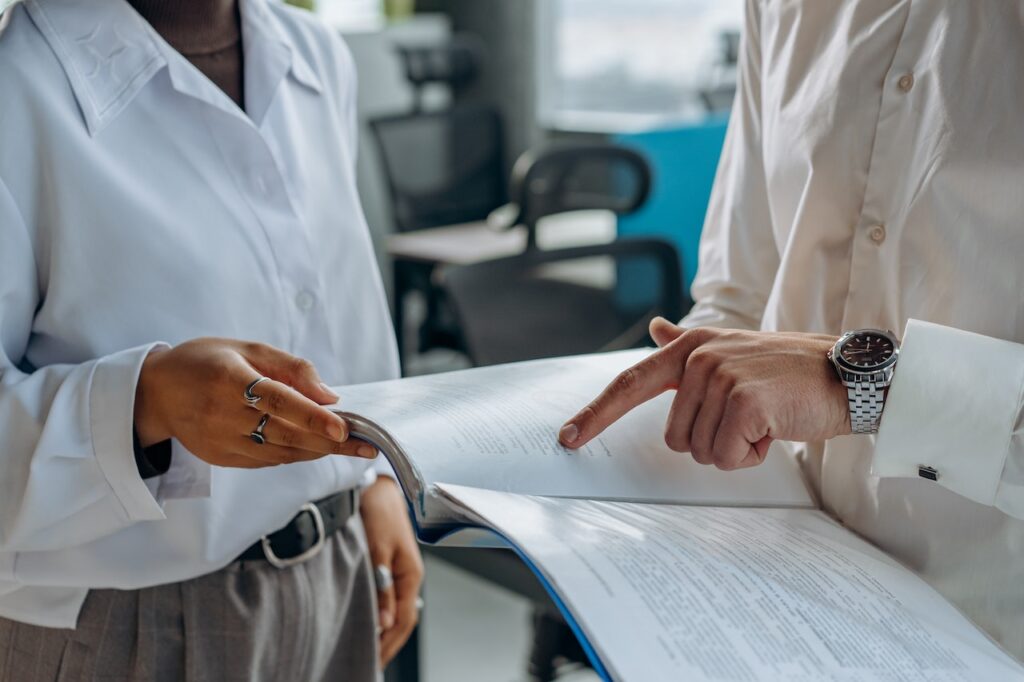 UAE's Regulatory Landscape: Compliance and Governance for Financial Success