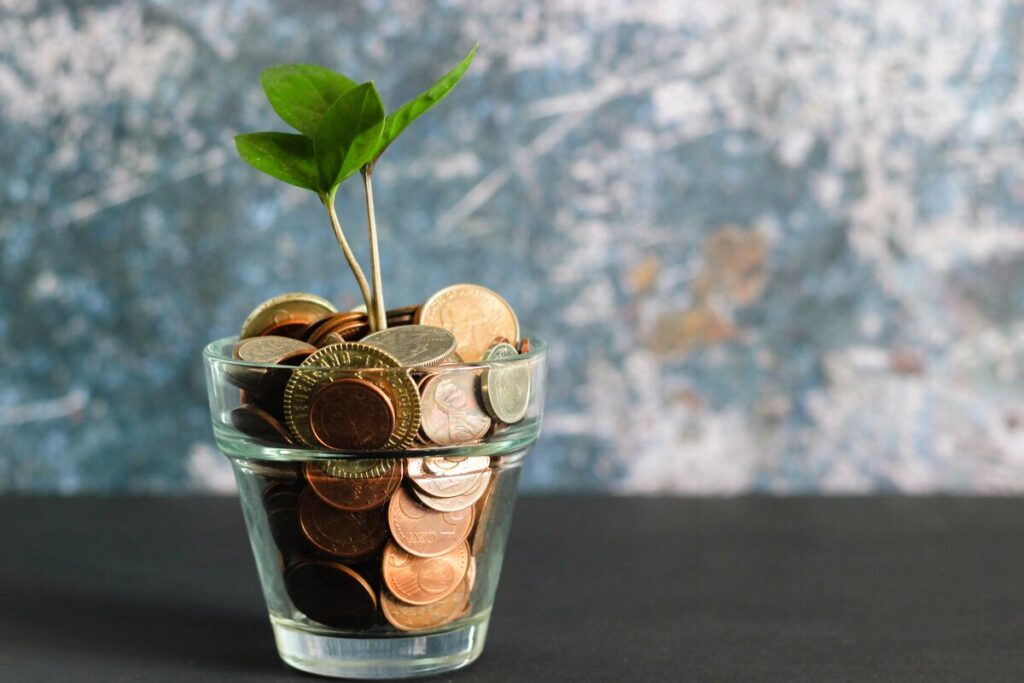 Navigating the UAE's Financial Landscape: A Comprehensive Guide.